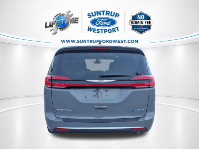 2023 Chrysler Pacifica Hybrid Touring L