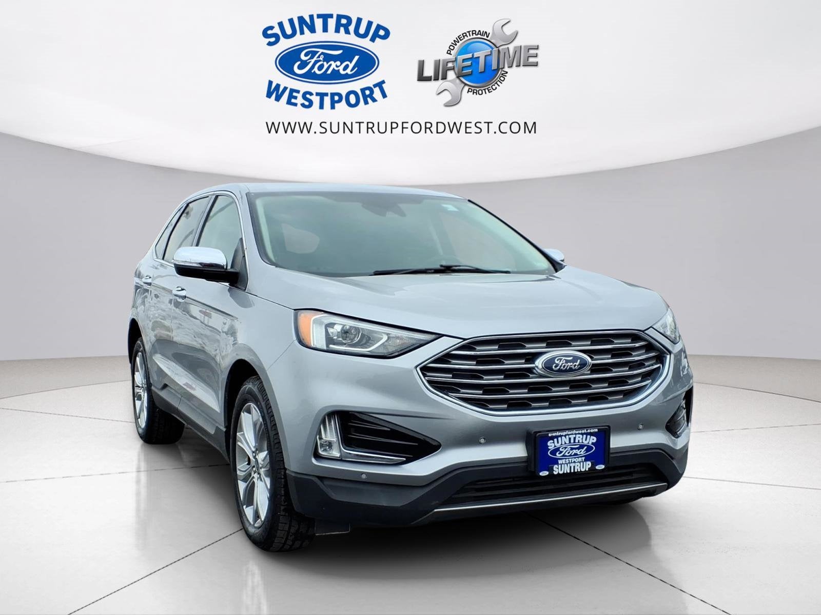 2022 Ford Edge Titanium