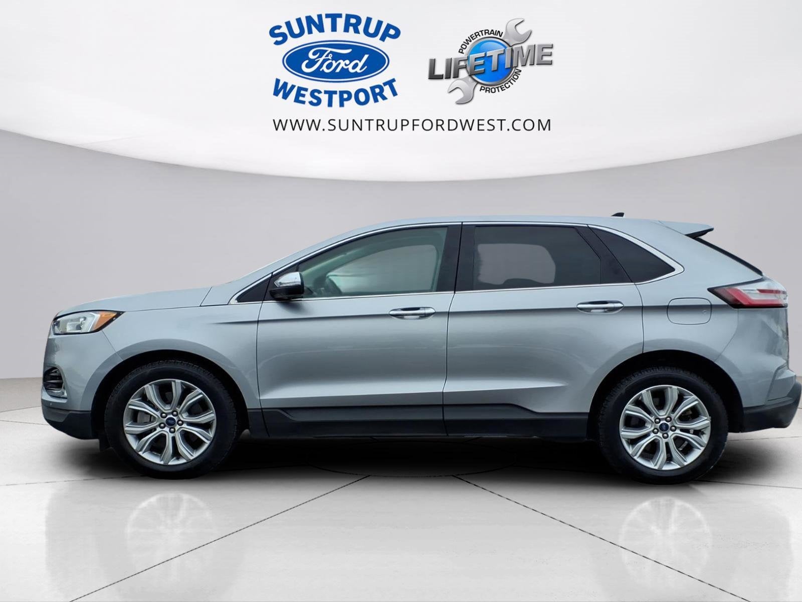 2022 Ford Edge Titanium