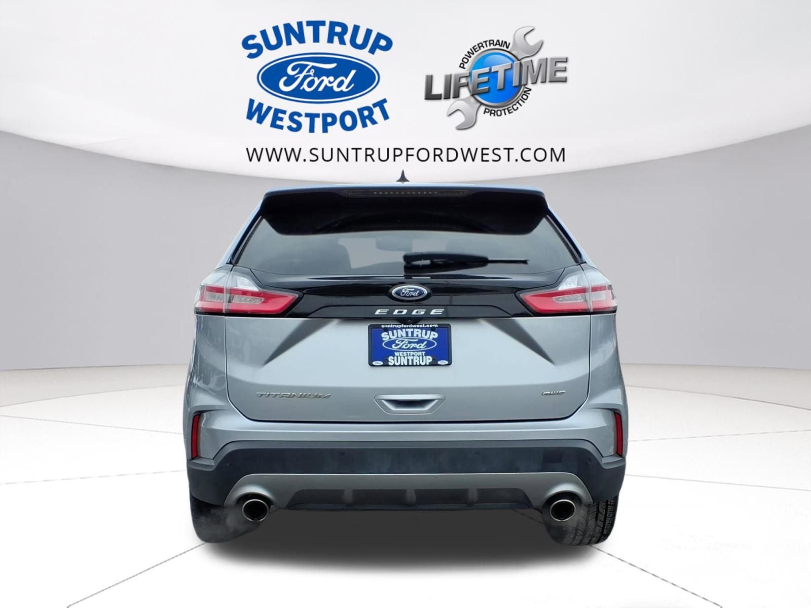 2022 Ford Edge Titanium