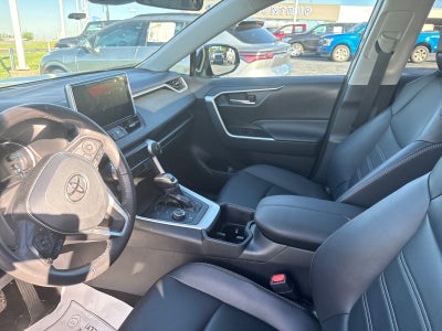 2024 Toyota RAV4 Hybrid XLE Premium