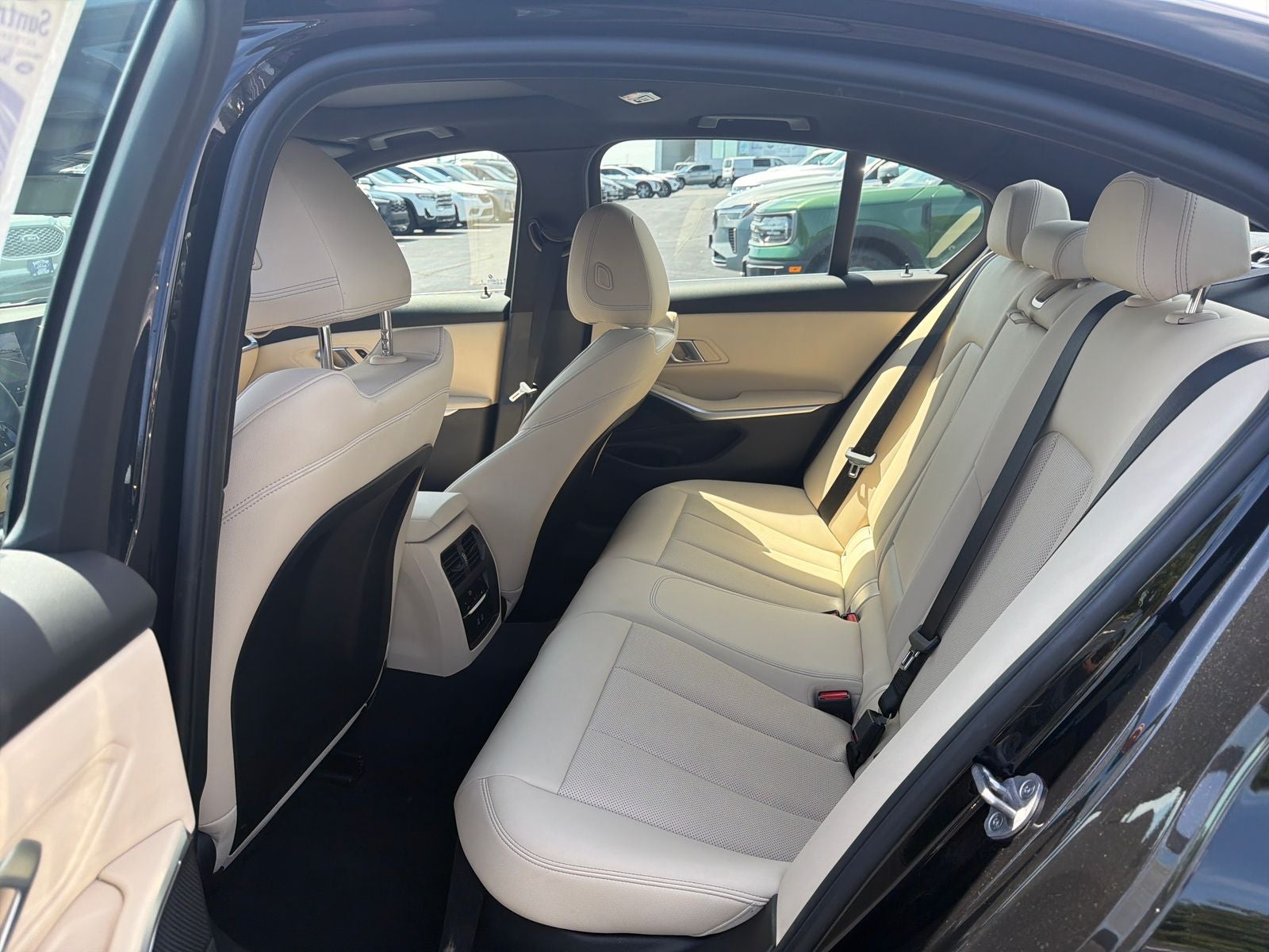 2025 BMW 3 Series 330i