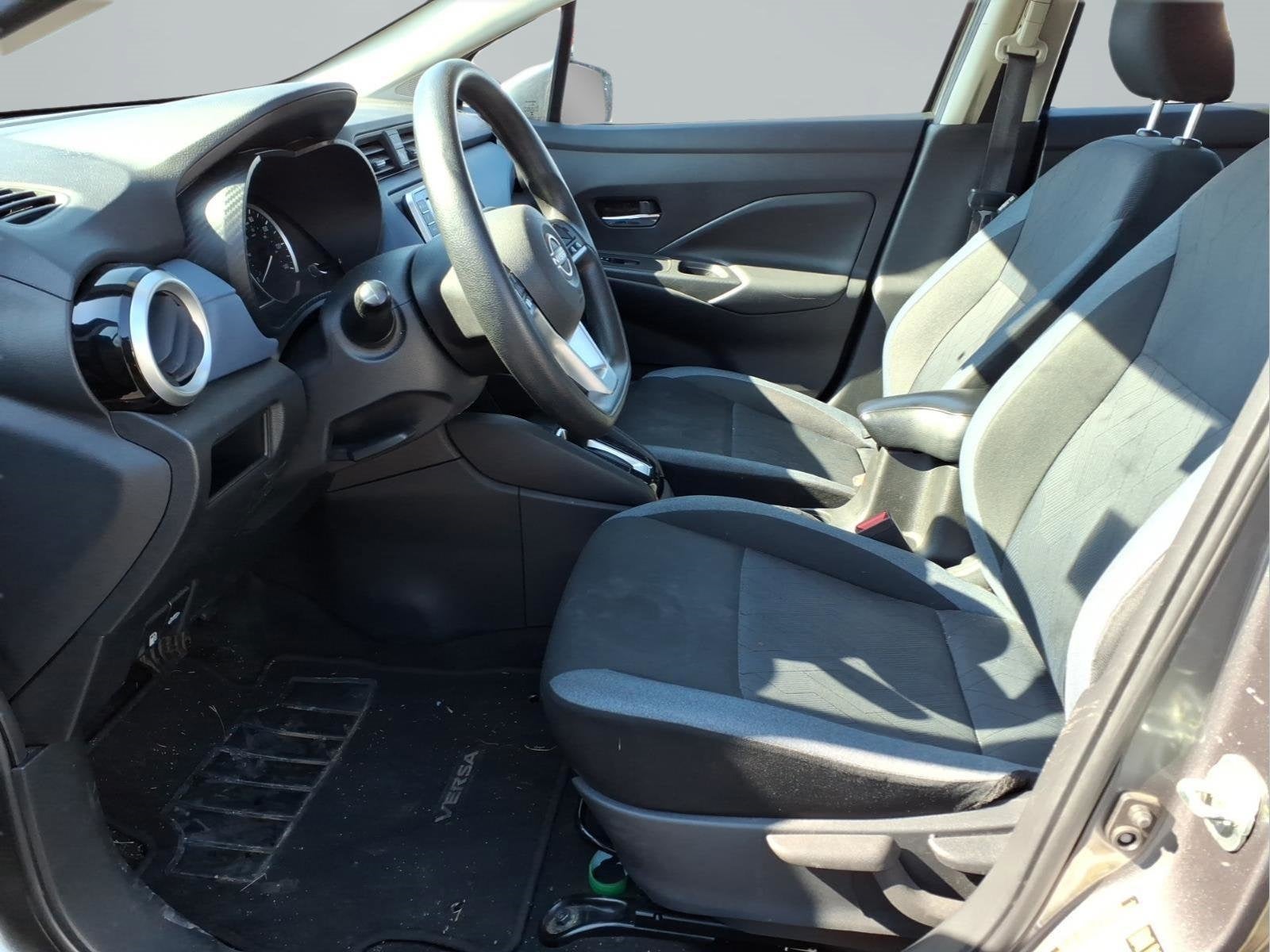 2023 Nissan Versa 1.6 SV