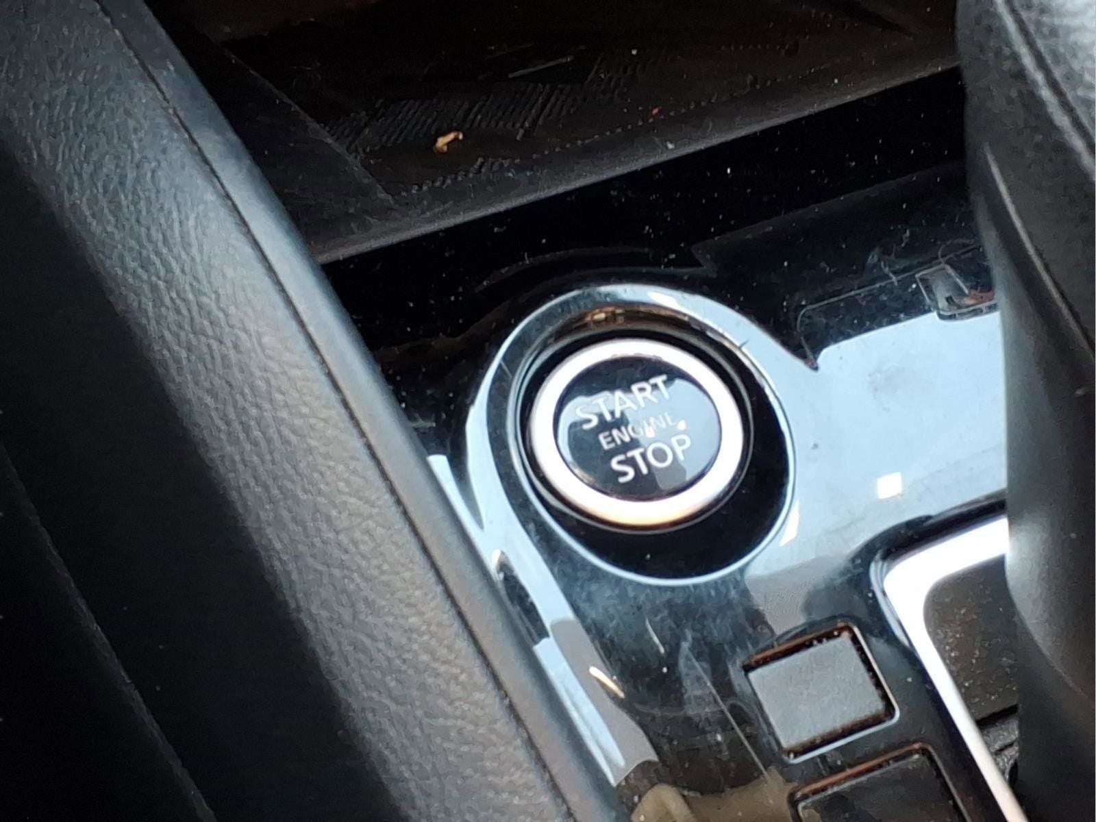 2023 Nissan Versa 1.6 SV