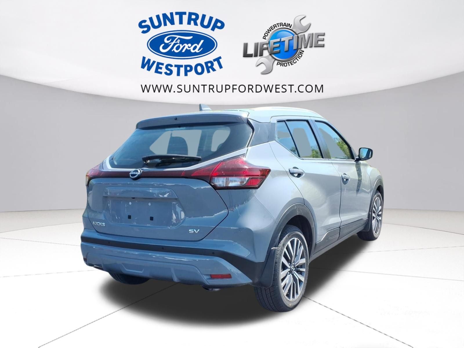 2024 Nissan Kicks SV