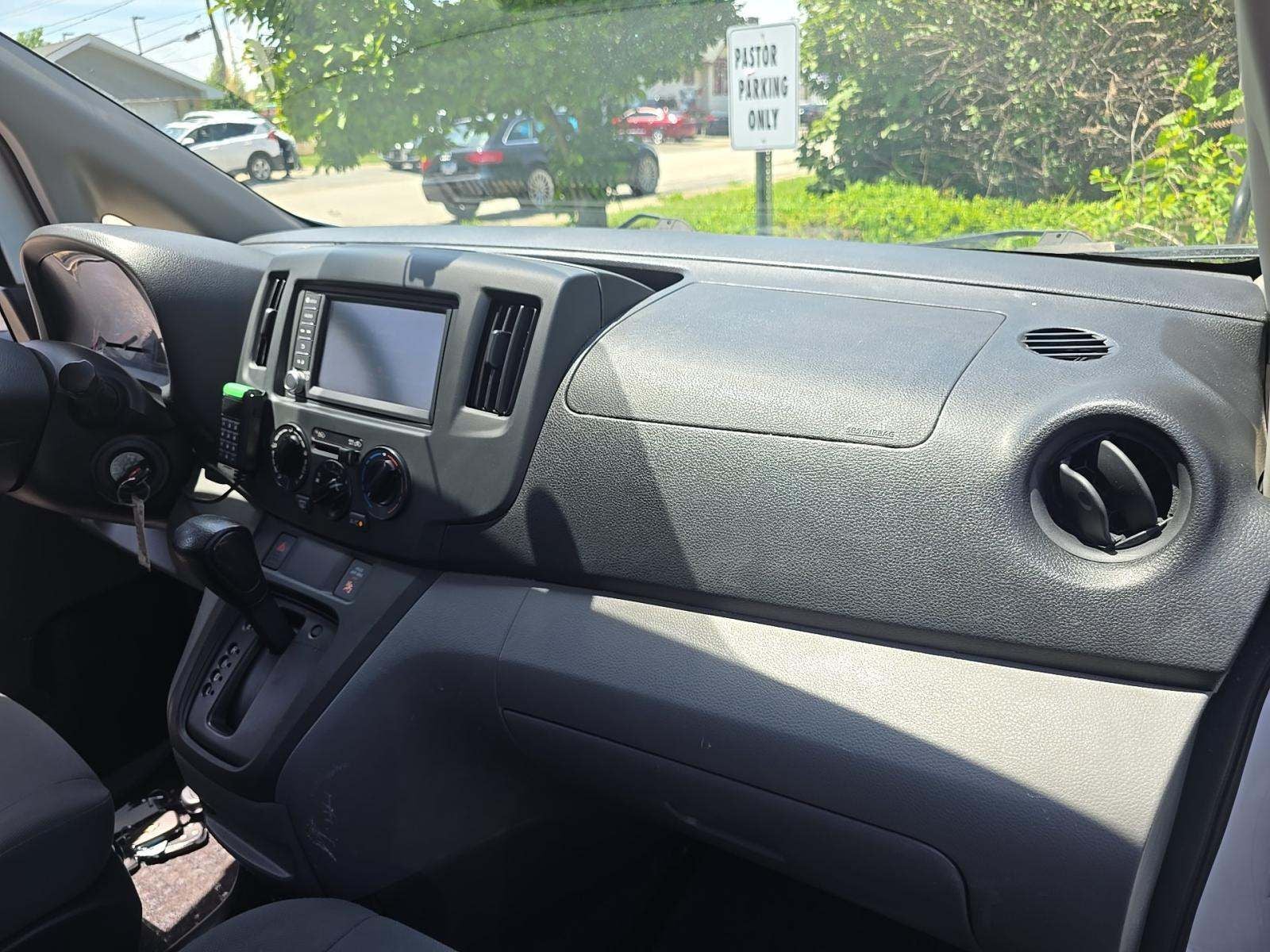 2021 Nissan NV200 SV