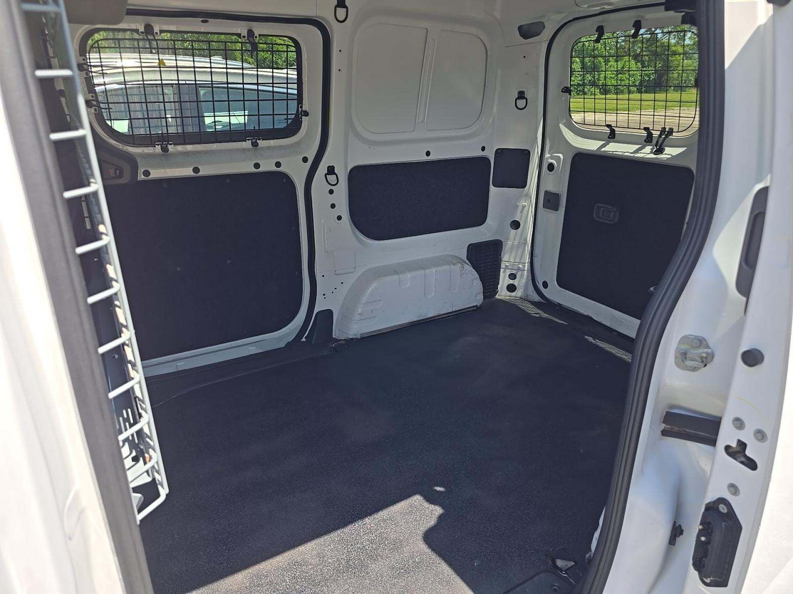 2021 Nissan NV200 SV