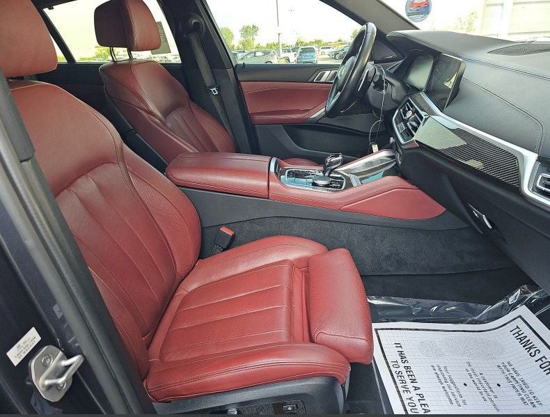 2021 BMW X6 M50i