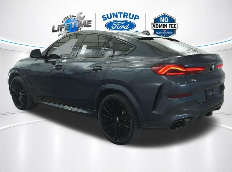 2021 BMW X6 M50i
