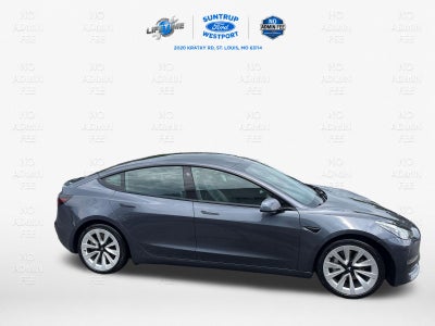 2022 Tesla Model 3 Base