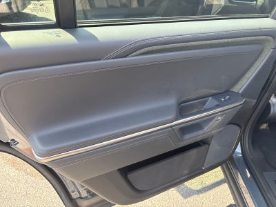 2025 Rivian R1S Adventure Dual Motor Standard Pack