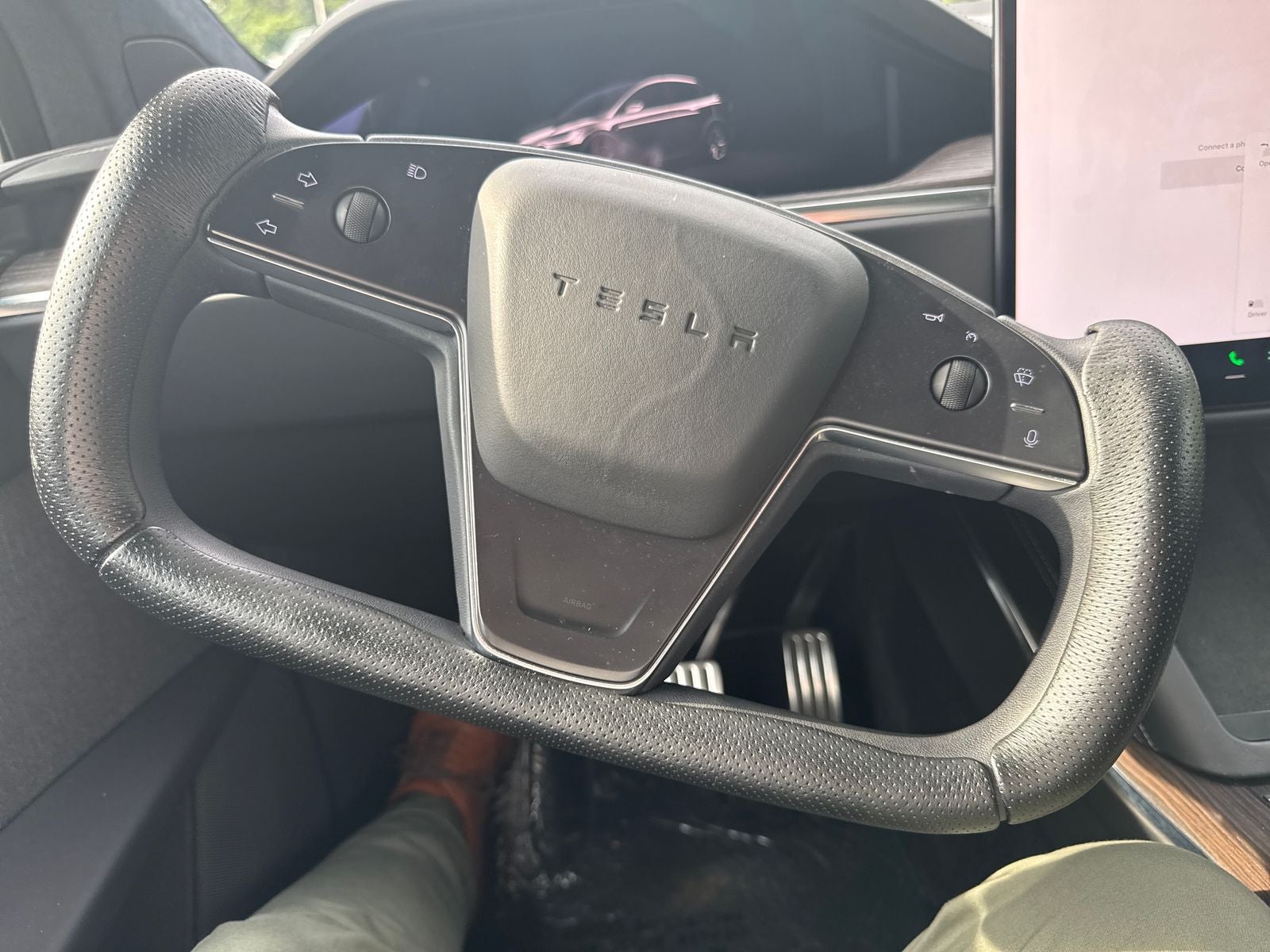 2022 Tesla Model X Base