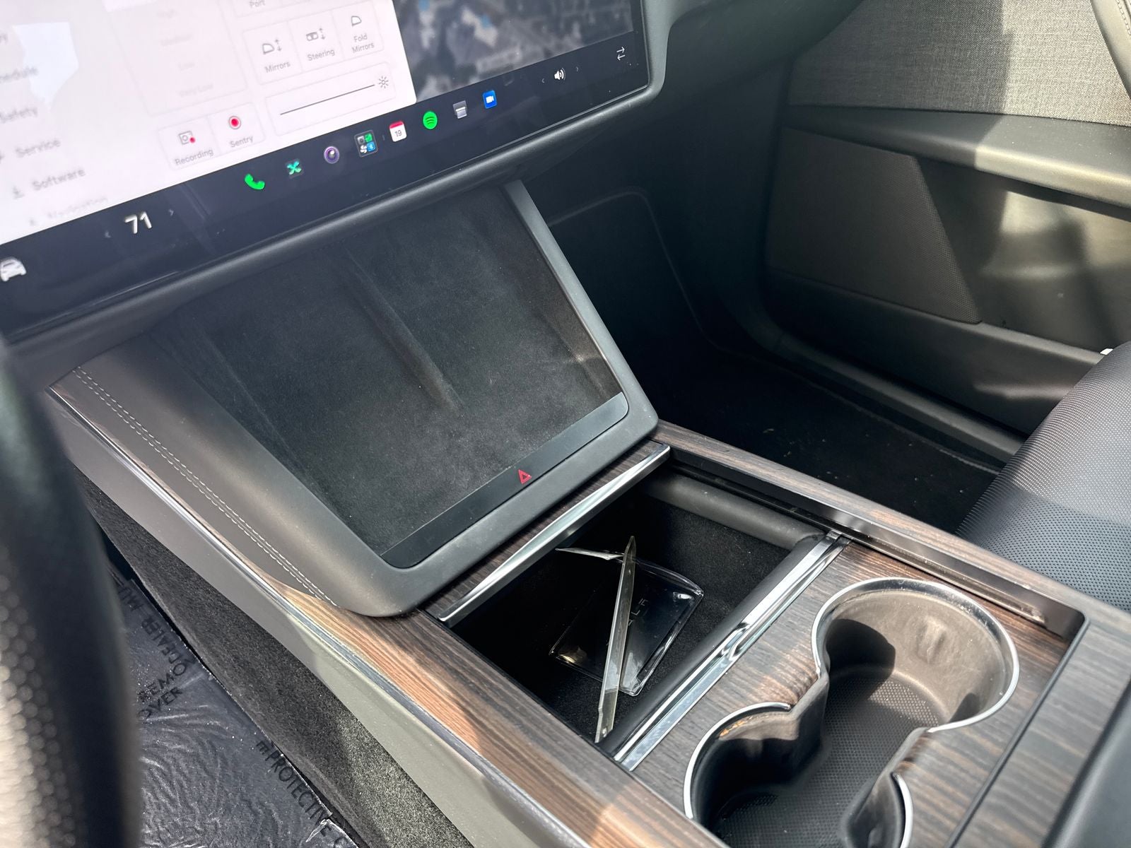 2022 Tesla Model X Base