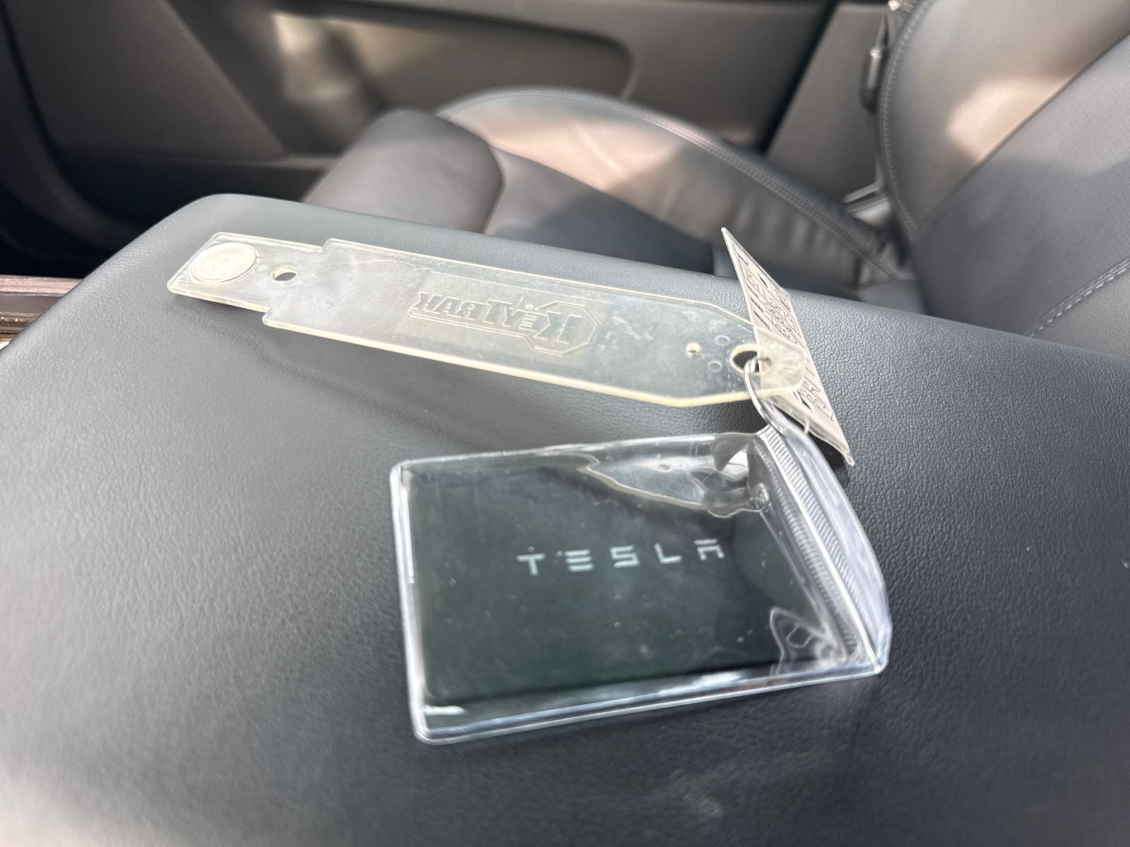 2022 Tesla Model X Base