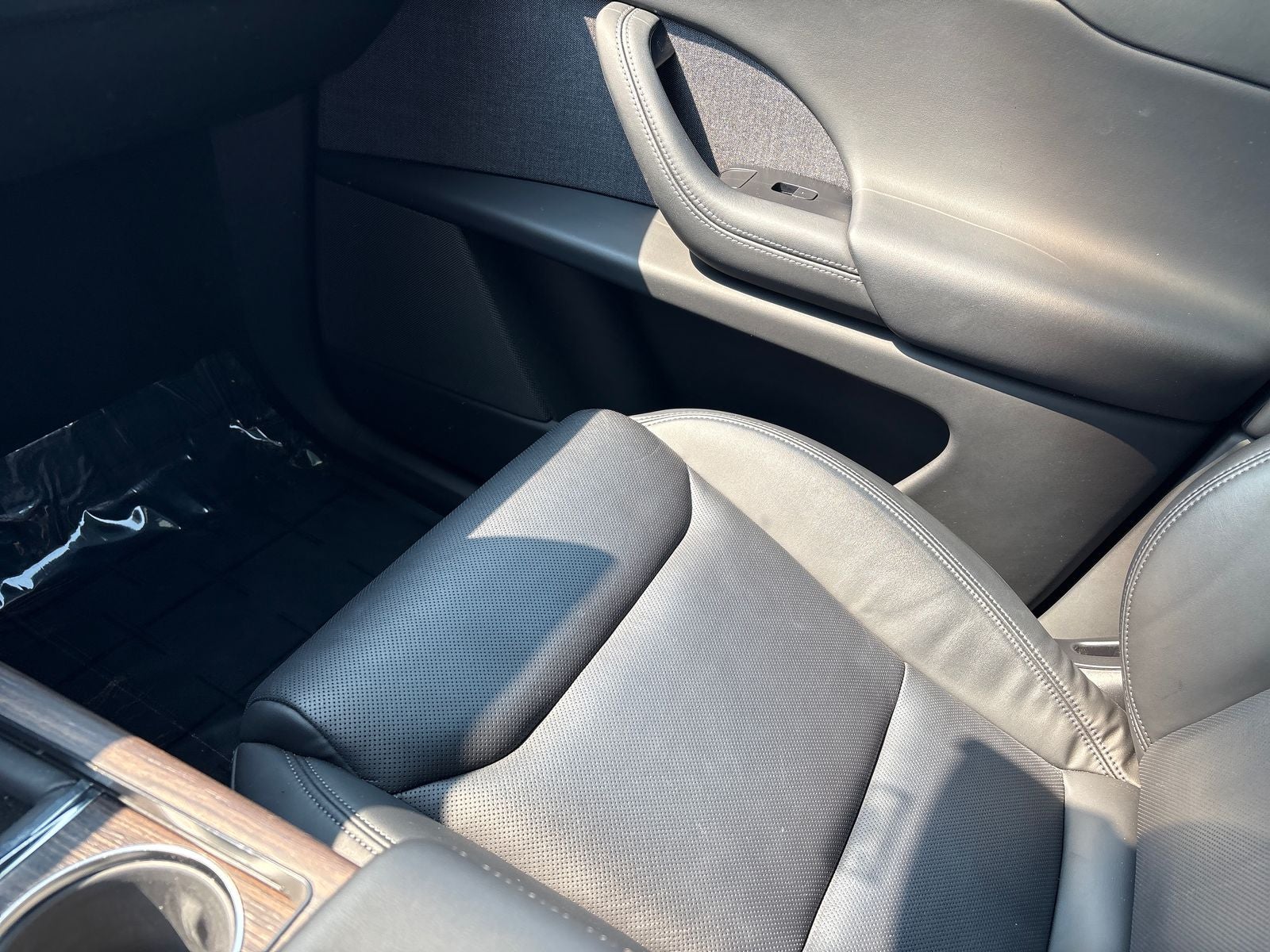 2022 Tesla Model X Base