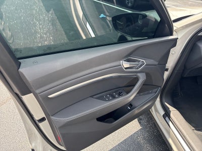 2021 Audi e-tron Premium quattro