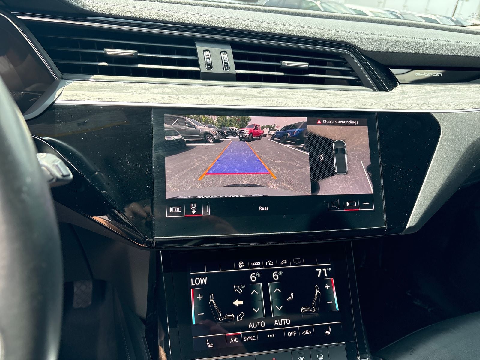 2021 Audi e-tron Premium quattro