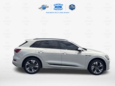 2021 Audi e-tron Premium quattro