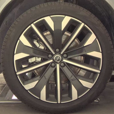 2025 Volvo XC90 B5 Plus 2025.5